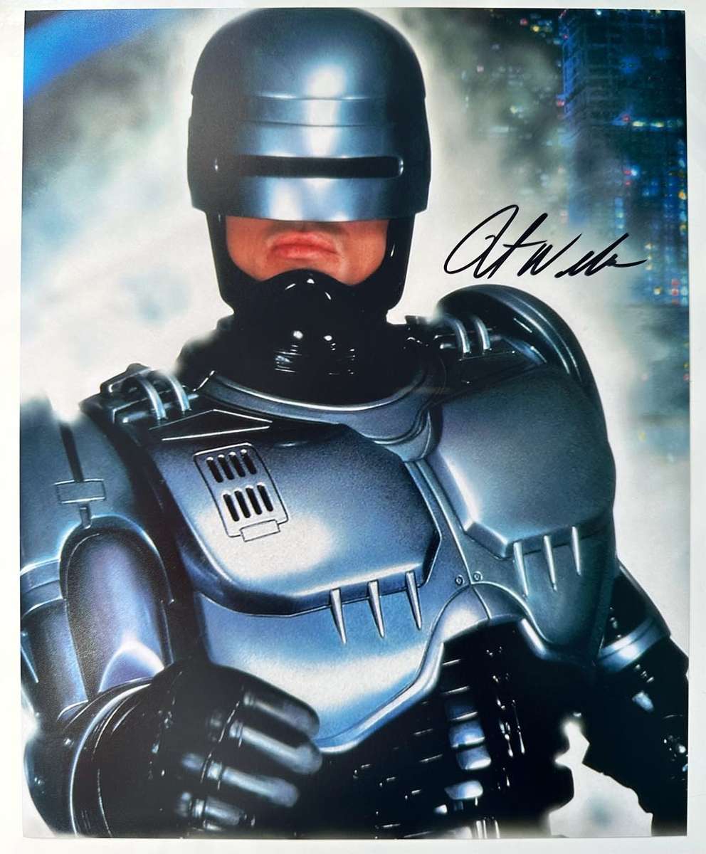 AUTHENTIC AUTOGRAPH BY PETER WELLER - WITH COA - INSANELY RARE