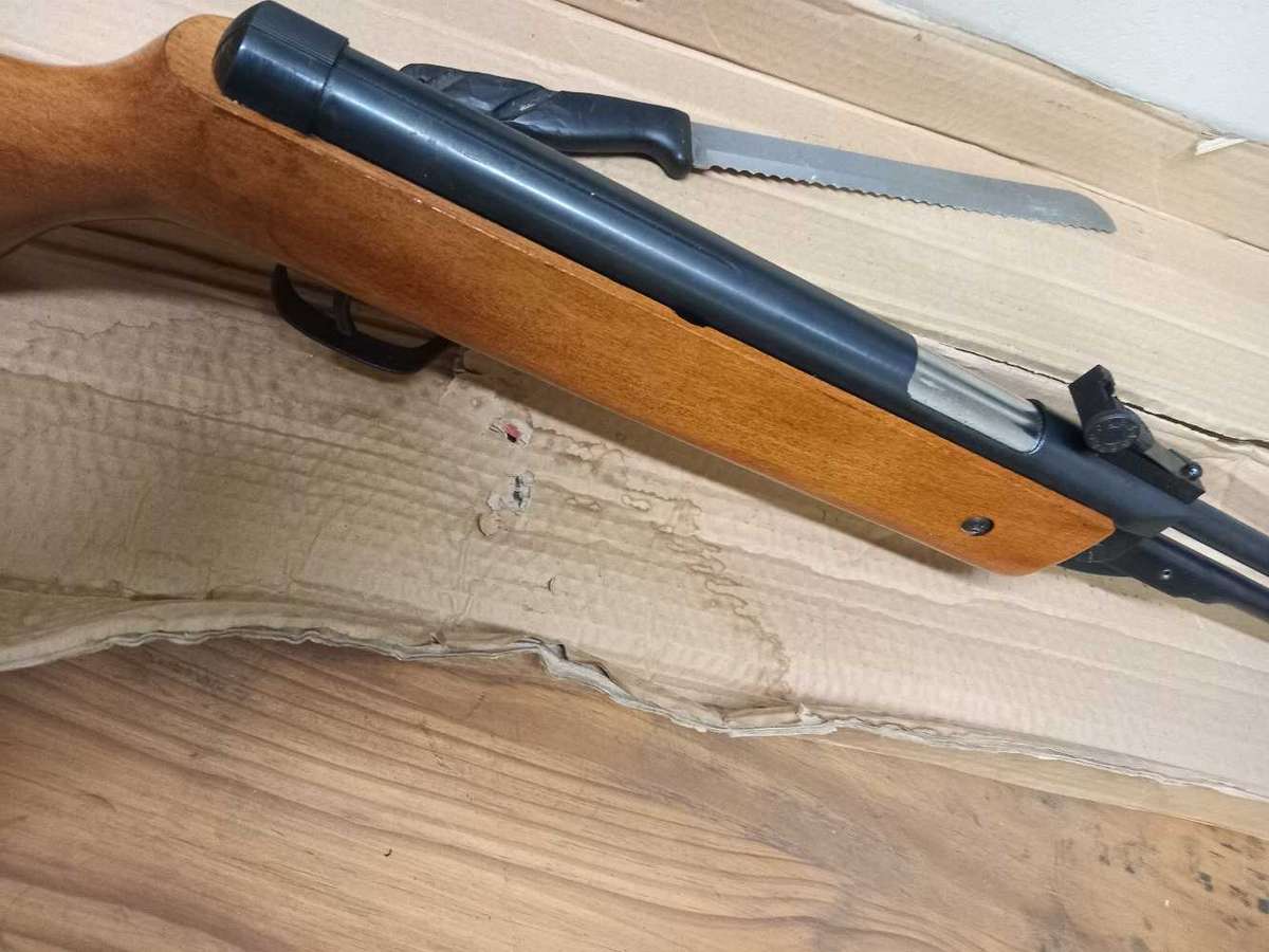 Pellet gun underlever 4.5mm