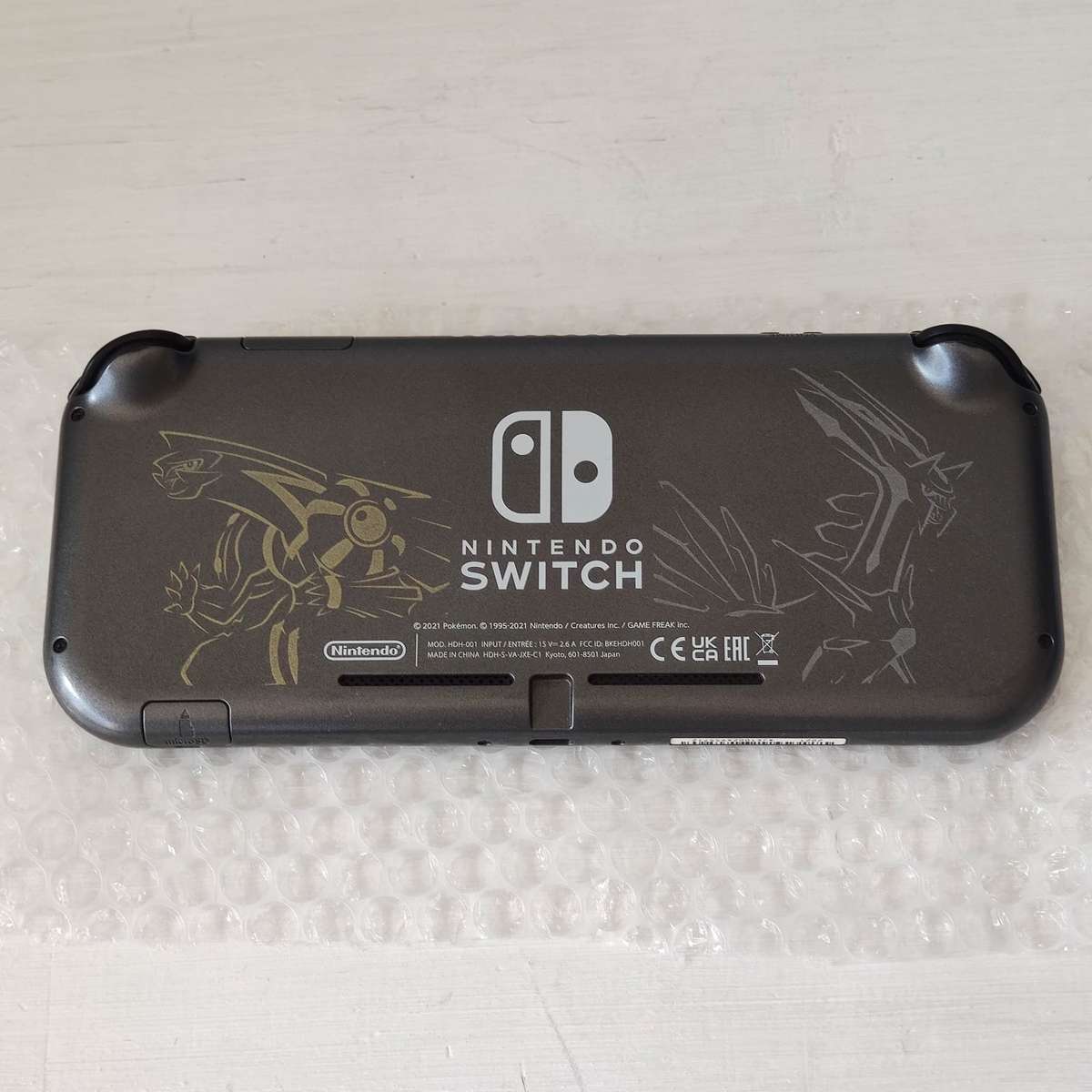 Nintendo switch lite Palkia and Dialga limited edition +box