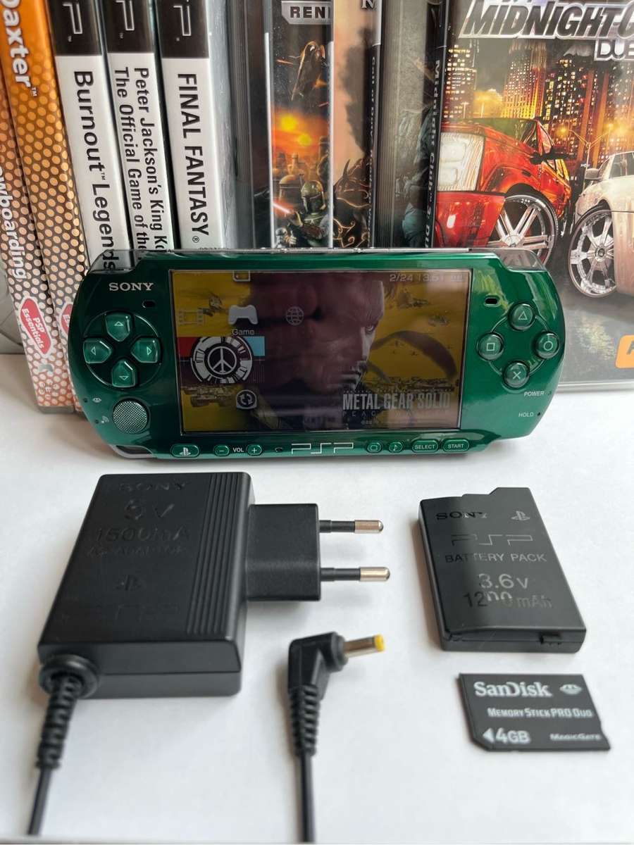 Rare Japanese PSP-3000 and Games