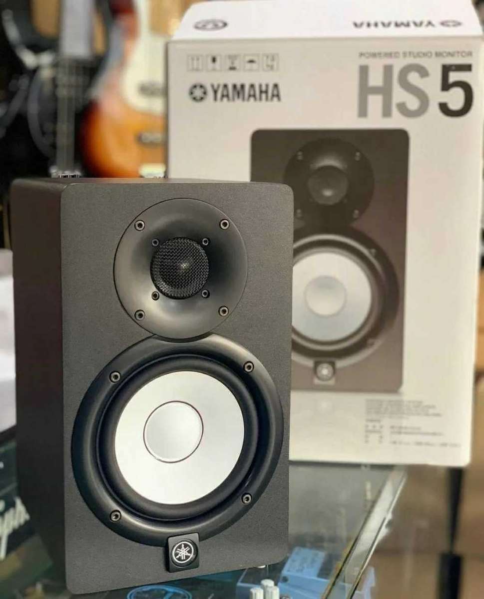 Yamahas HS5 Matched Pair Studio Monitors