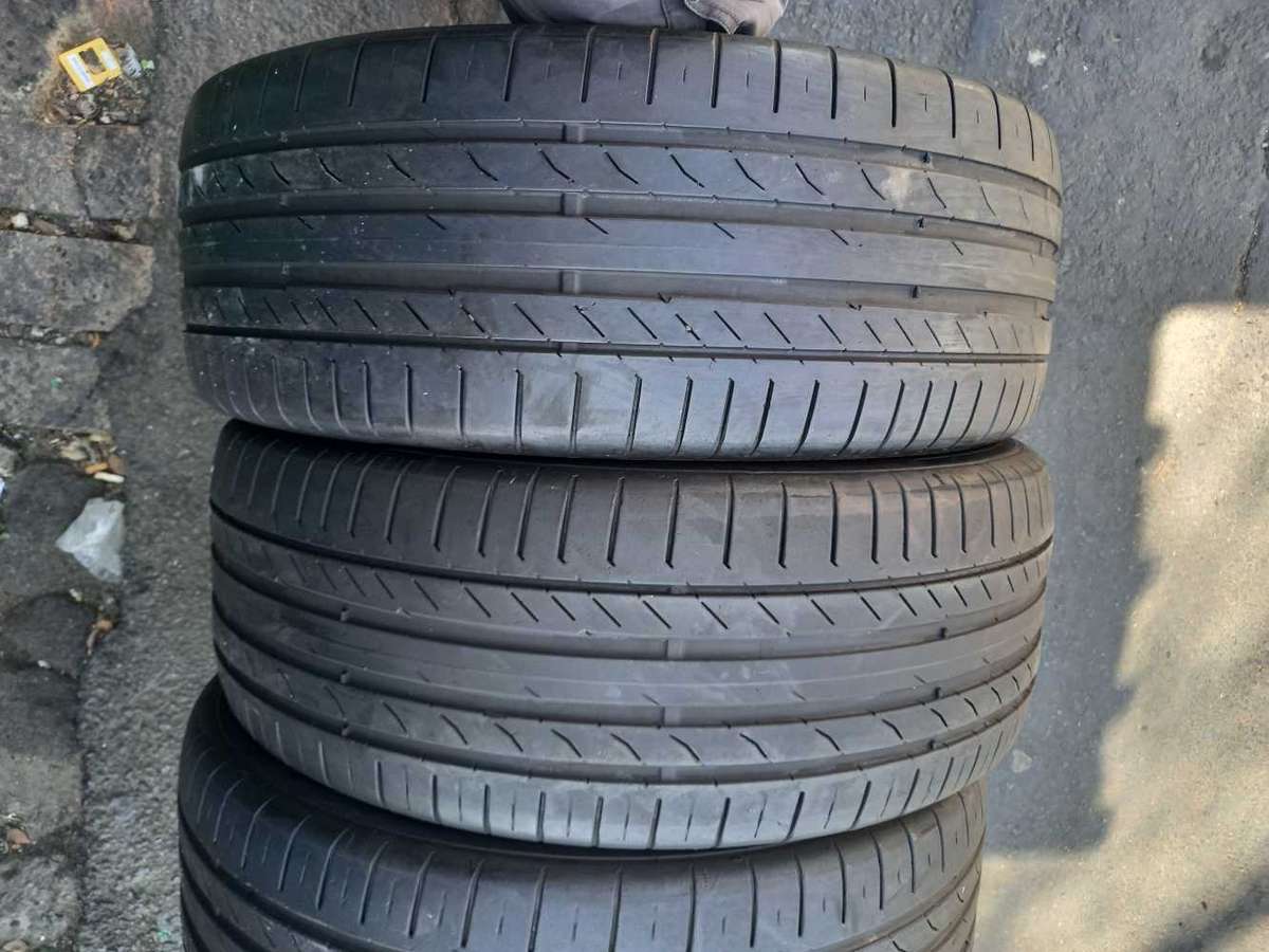 235/55/18 Continental ContiSportContact. 70% life
