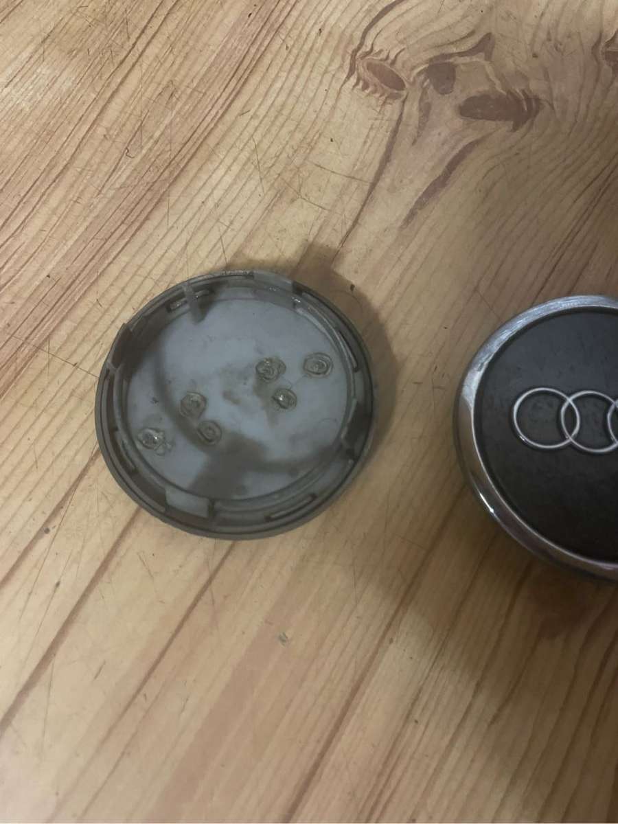 Audi 63mm Grey Mag Center Caps set of 4** Good Condition**