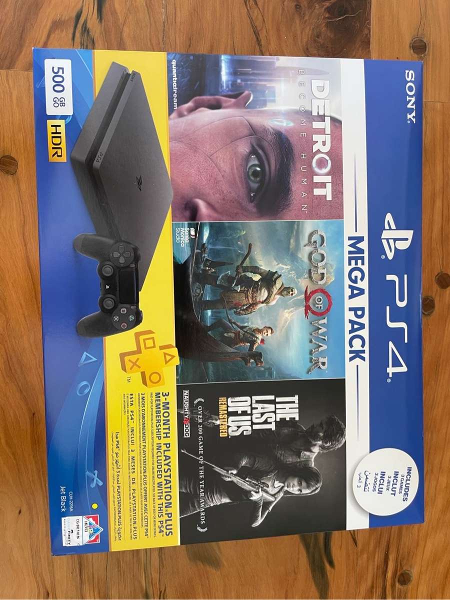 PlayStation 4 Slim 500Gb and  3 games