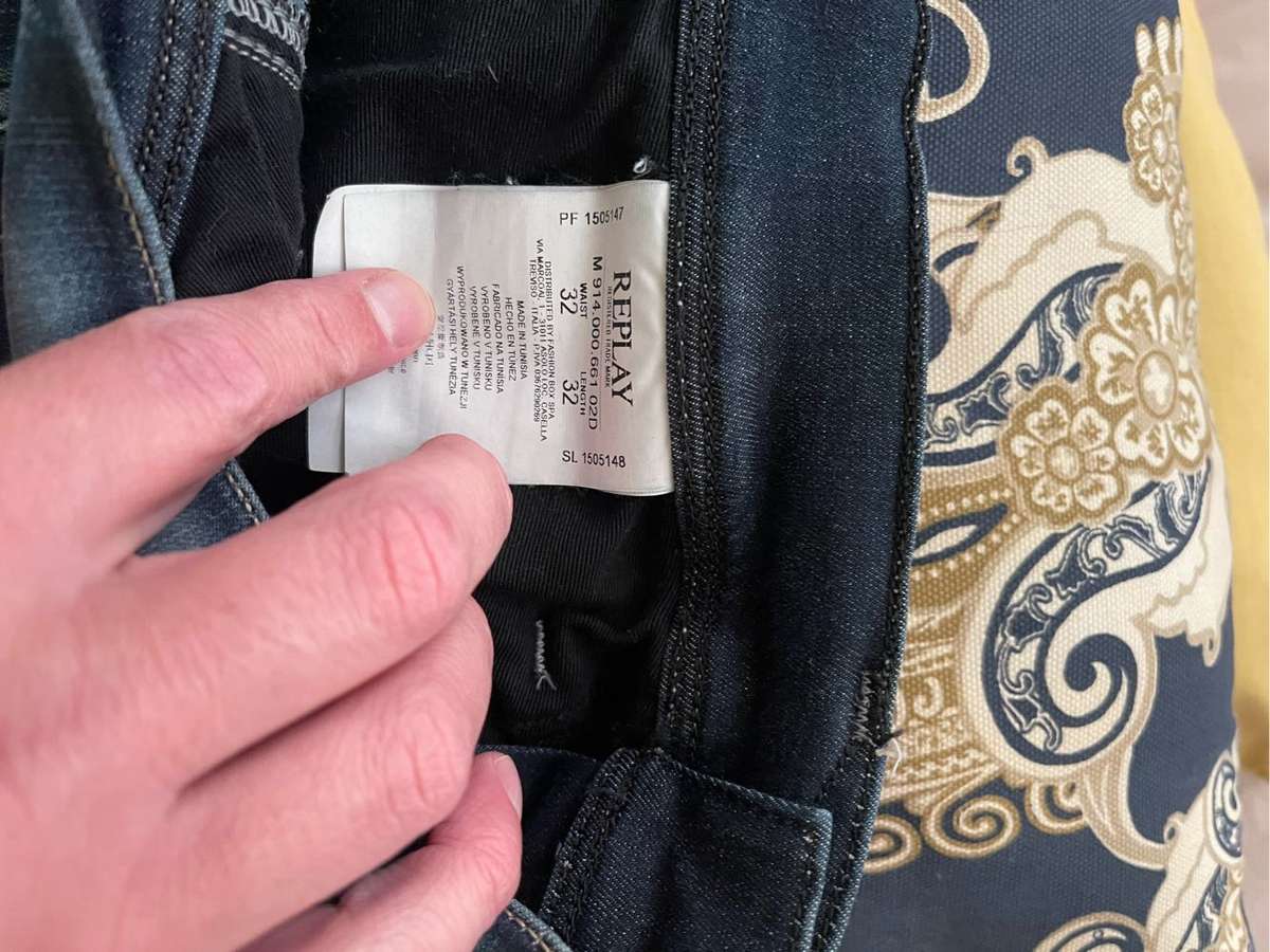 Replay anbass dark blue jeans size 32 medium great condition