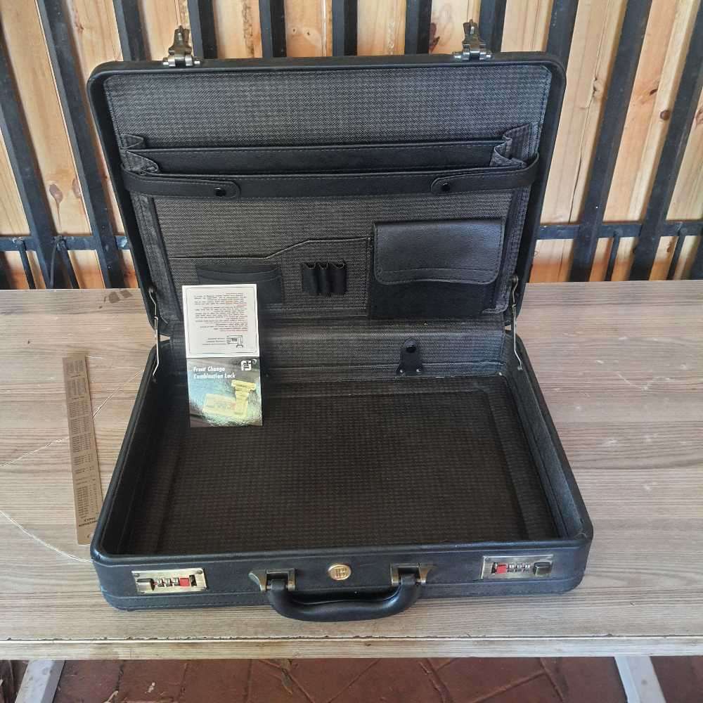 Old briefcase stil in mint condition