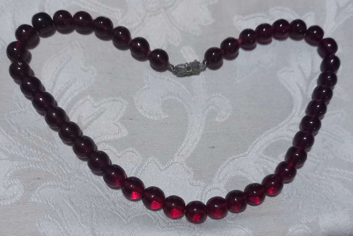 Lovely Vintage Sterling Silver Cherry Red Czech Glass Beads Necklace