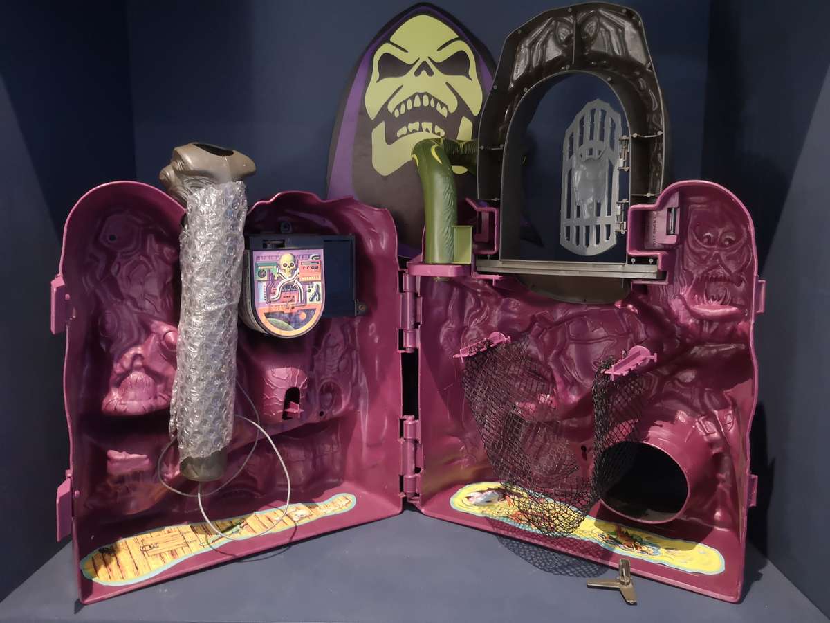 Snake Mountain, vintage MOTU, 100% complete, working, excellent condition!