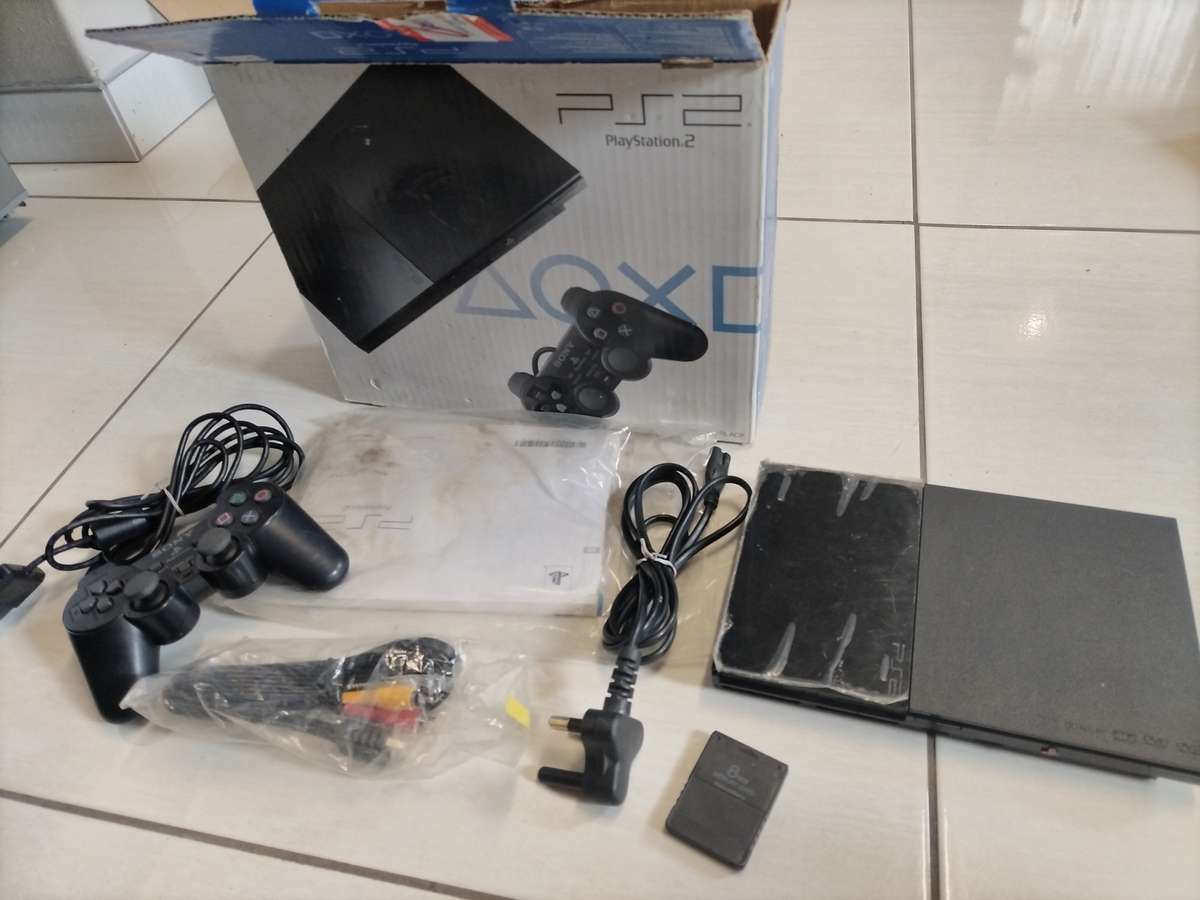 Playstation 2 slim SCPH-90004 boxed