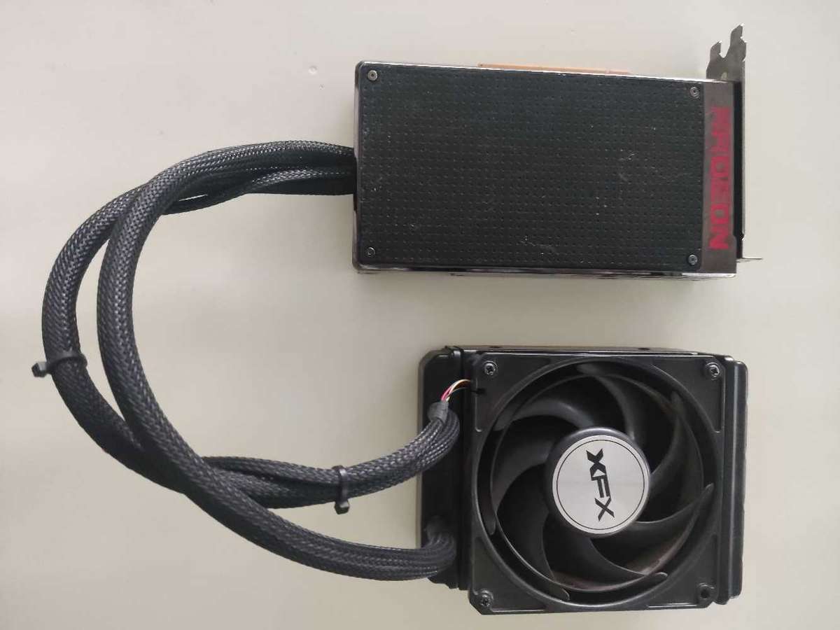 XFX AMD R9 Fury X 4GB HBM Graphics card**HDMI**Watercooled**Has air in AIO