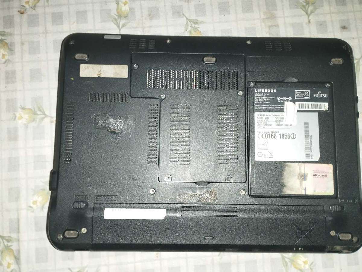 Fujitsu lifebook p3110 for spares or repairs
