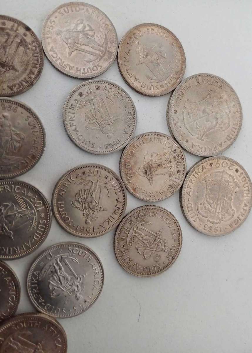 Nice lot of 1Sjillings 10Cents and 2x 20Cents 50% Silver nice fillers as a lot