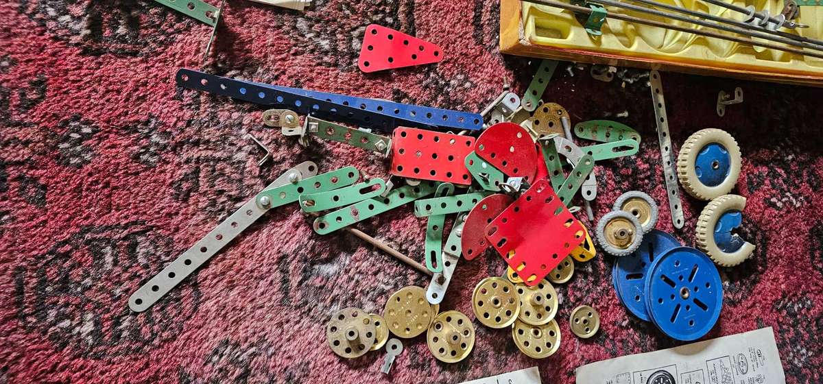 Vintage Meccano  set outfit no 5