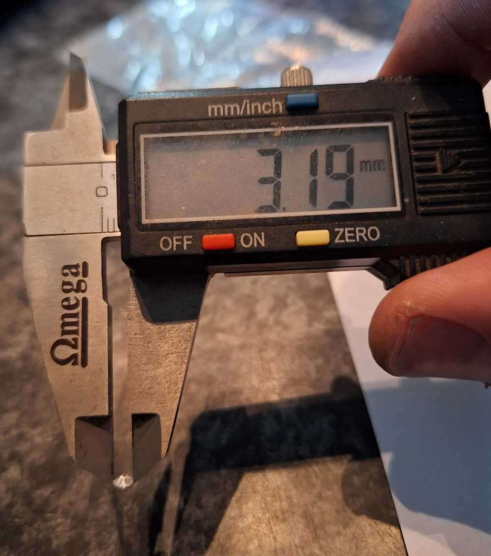 8x Natural old mined diamonds