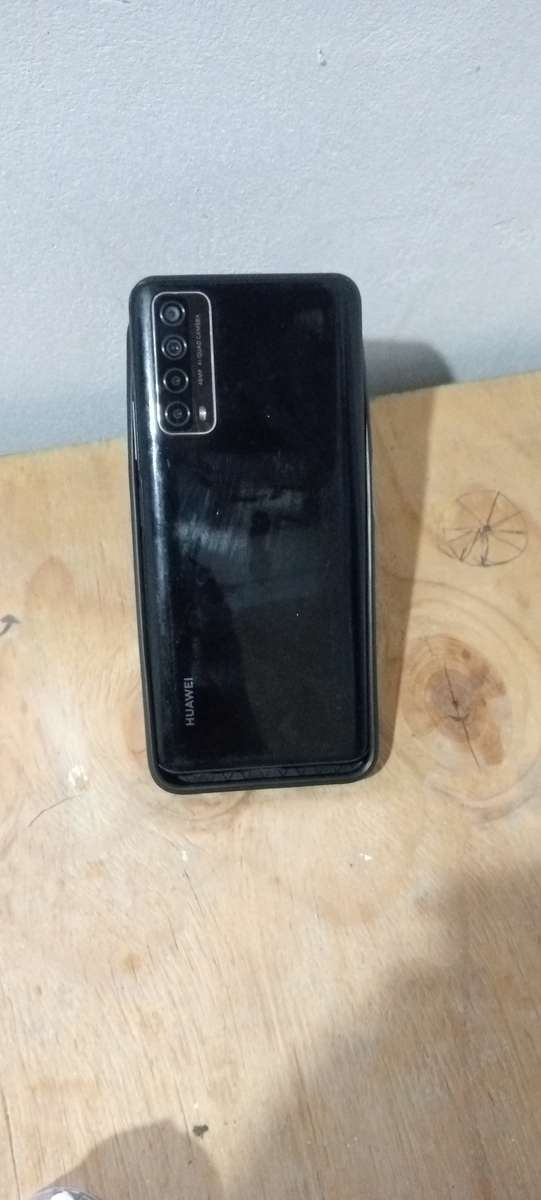 LIKE NEW HUAWEI P SMART 2021|| QUADRIPLE 48MP CAMERA,128G, FAST CHARGING, FINGERPRINT|| BARGAIN