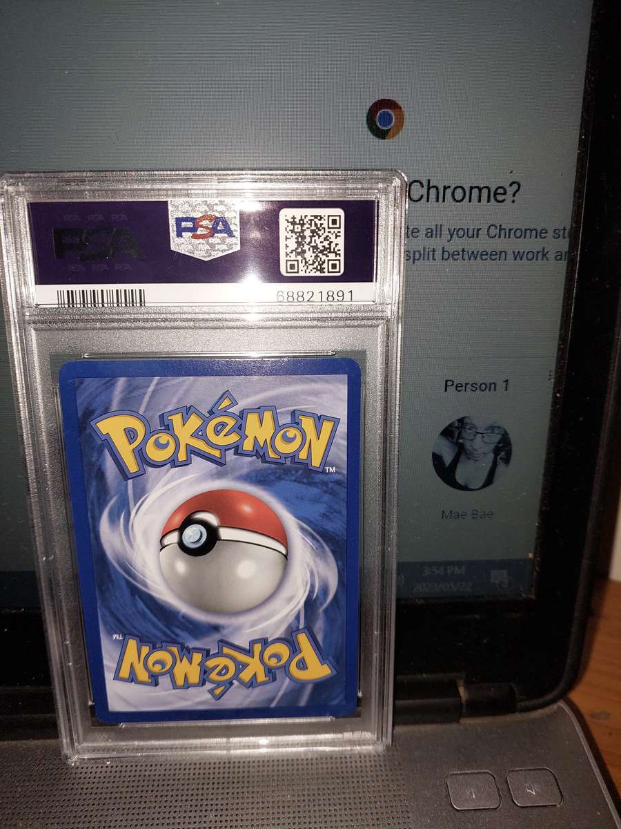 PSA POKEMON CARD -MEGANIUM PSA 8