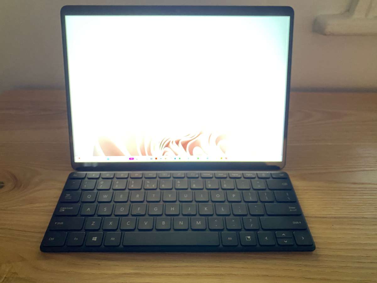 Microsoft Surface Pro X (16GB RAM 512GB STORAGE)