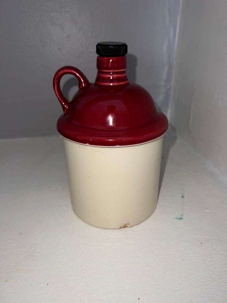 Odd pair of Swartland Sa wynkelders