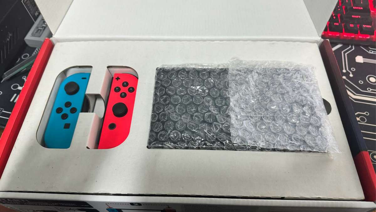 Nintendo Switch
