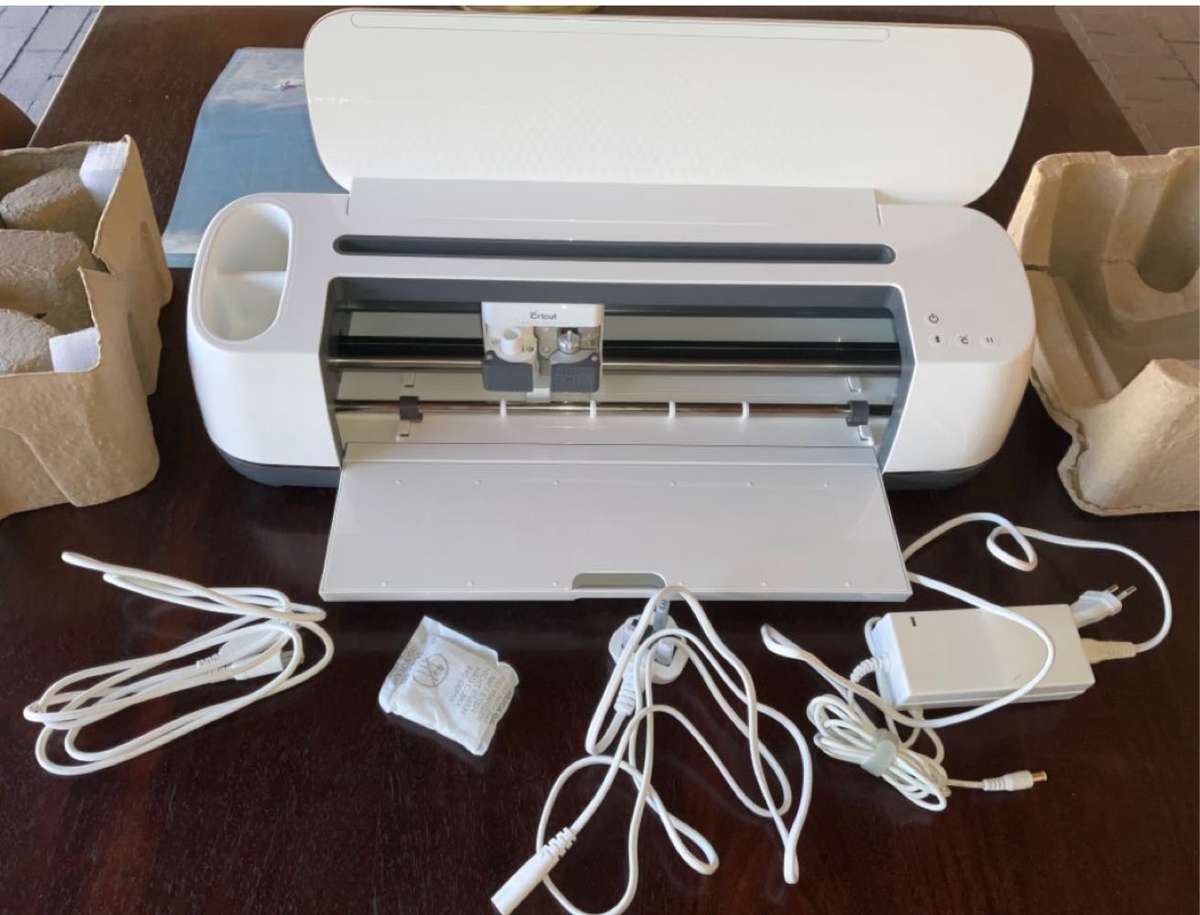 Cricut maker- faulty**for spares**