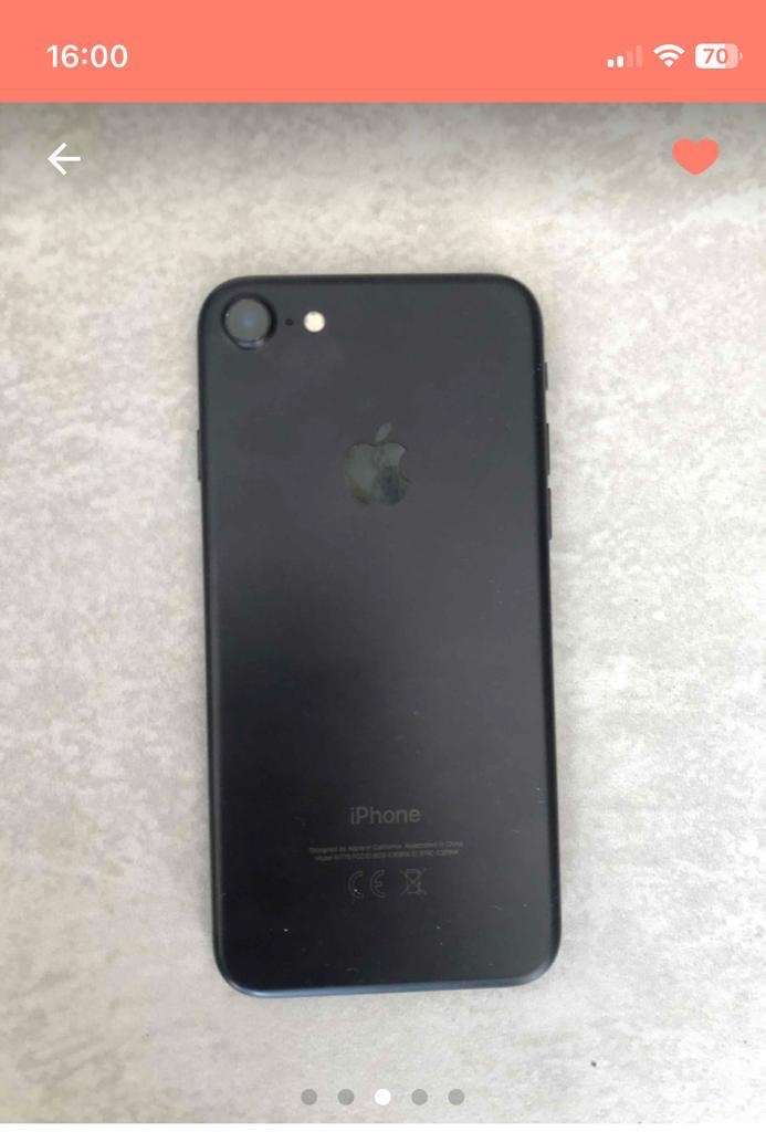 iPhone 7  new screen good condition