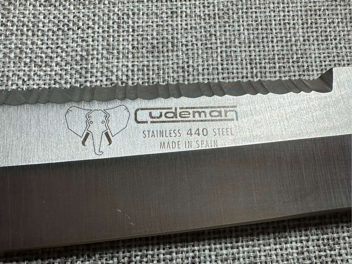 Cudeman large hunting knife