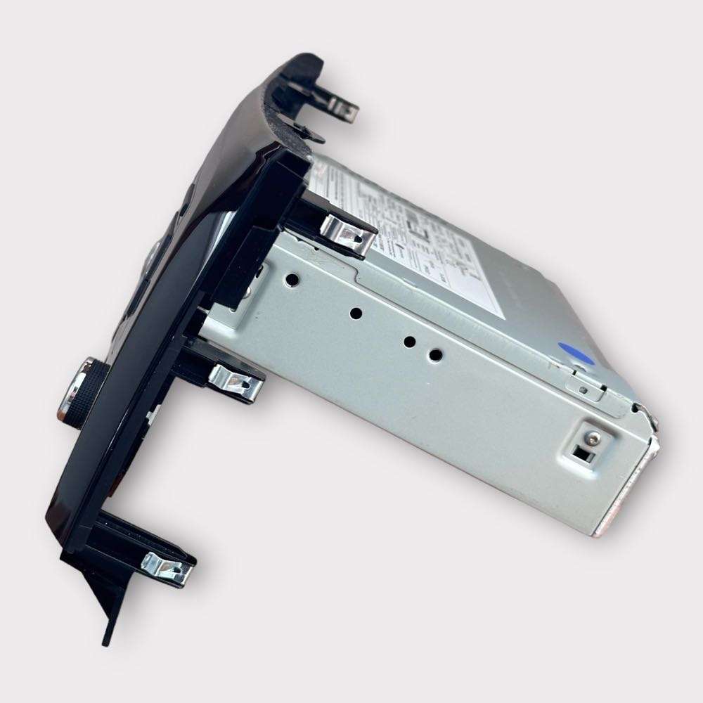 Nissan X-Trail Radio / CD Player