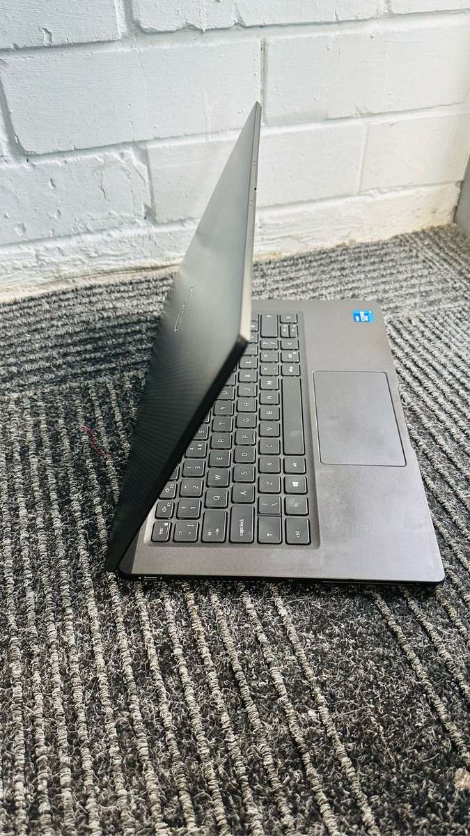 Dell Latitude 7320 13.3-inch Core i7-1185G7 Laptop