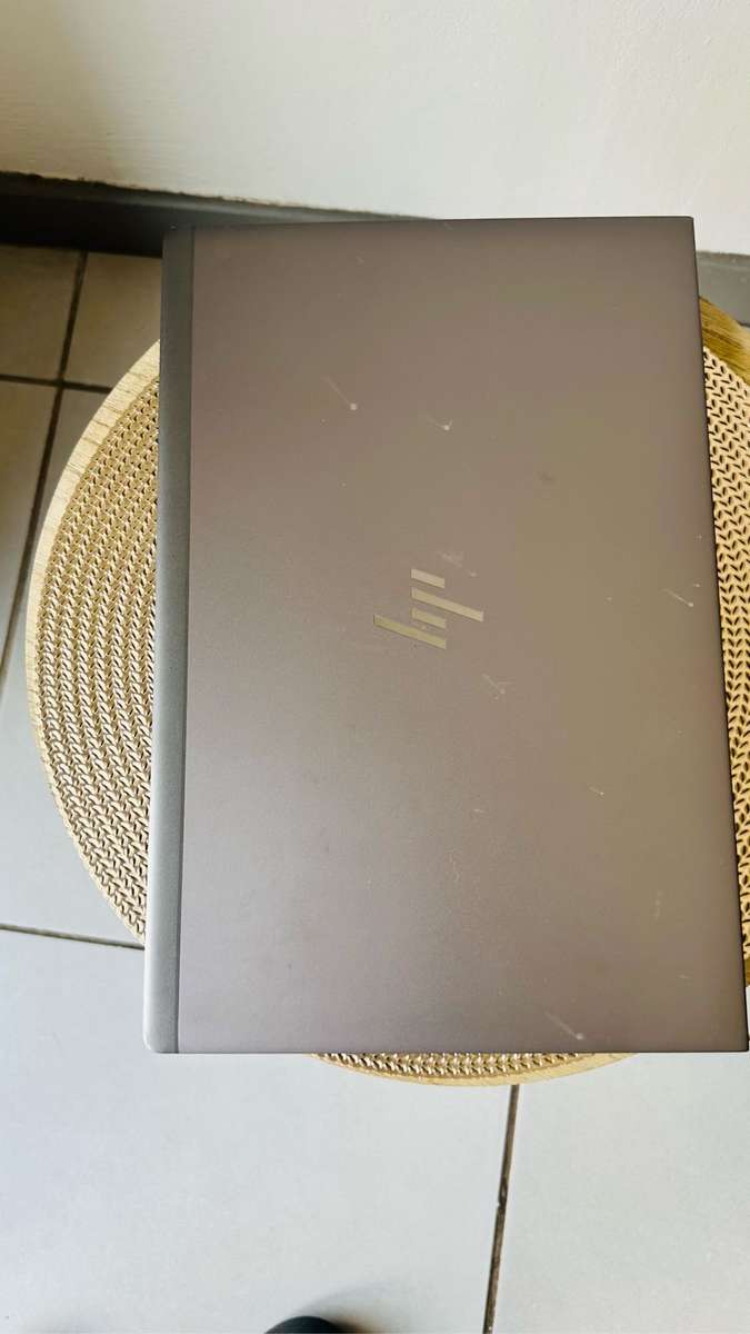 HP ZBook G6 15.6-inch FHD Mobile Workstation - Intel Core i7-8565U 1TB NVME  24GB RAM AMD Radeon Pro