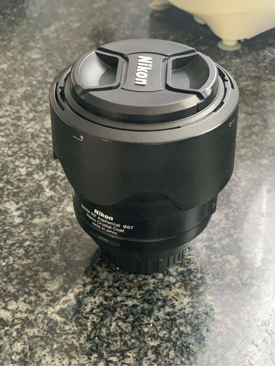 Nikon 35mm f/1.4G AF-S Lens (Like New w/ Original Packaging) Worth R35000!!!