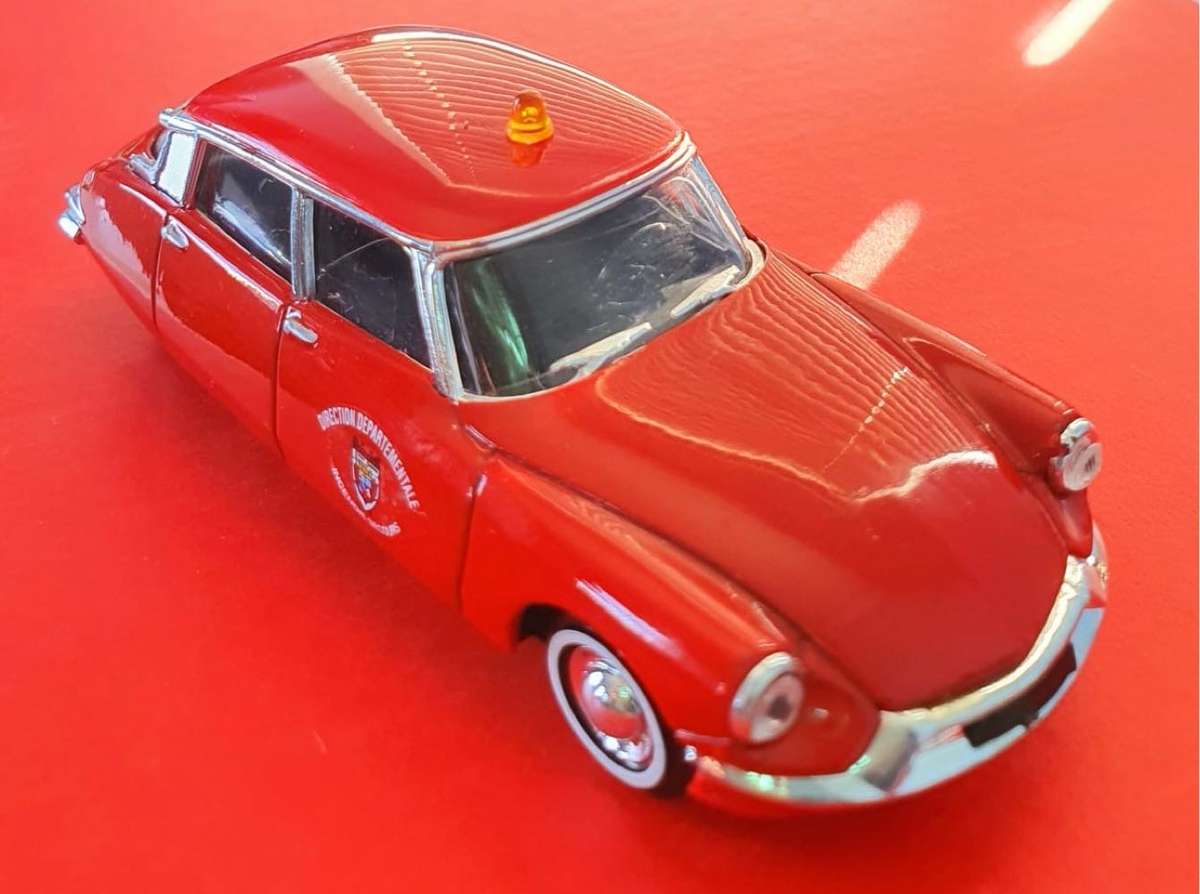VINTAGE SOLIDO - 1956 CITROEN DS 19 - 1:43 - MADE IN FRANCE