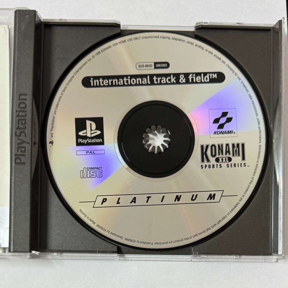 Playstation 1 : Track and field international with owners manual