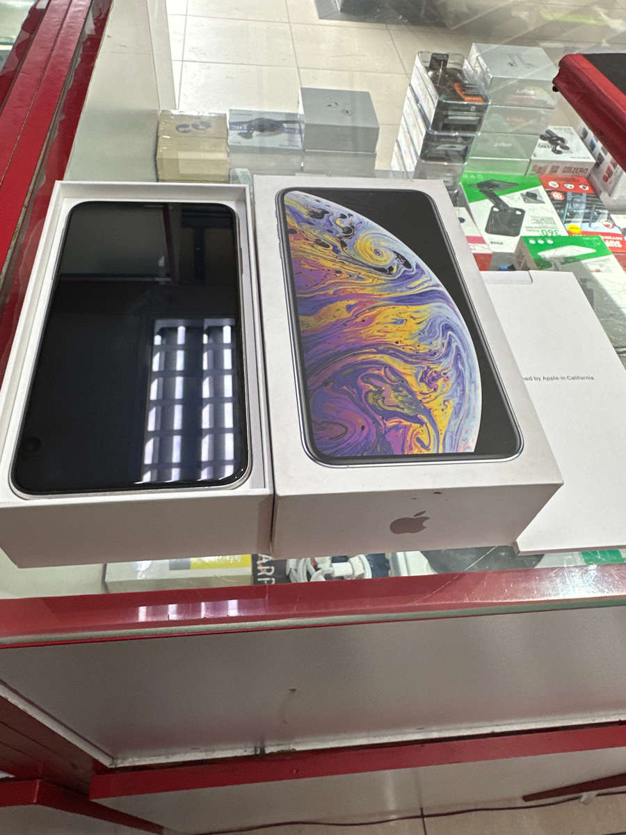 IPHONE XS MAX 256GB SILVER