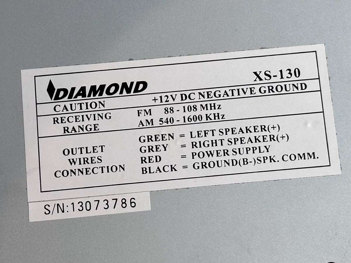 Vintage Car Radio / Cassette Player