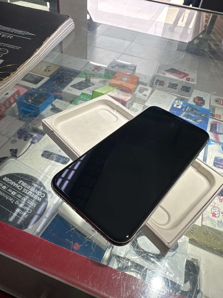 IPHONE X 256GB SILVER