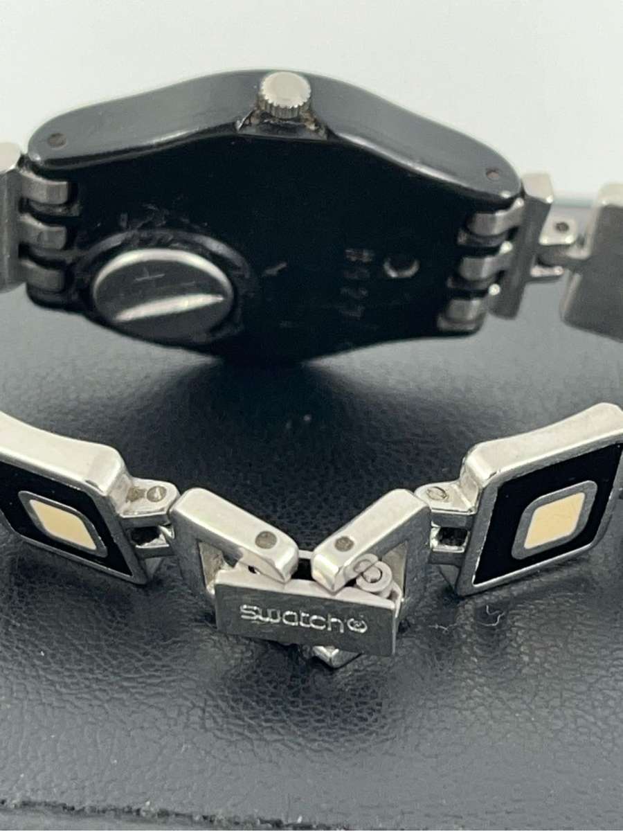 Swatch Ladies wrist watch