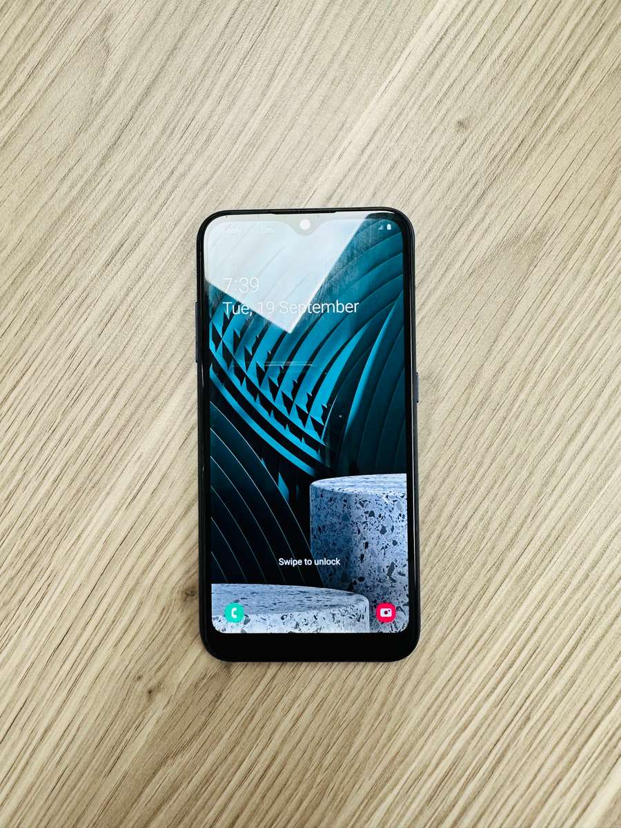 Samsung Galaxy A01 16GB Single Sim - Blue - GREAT