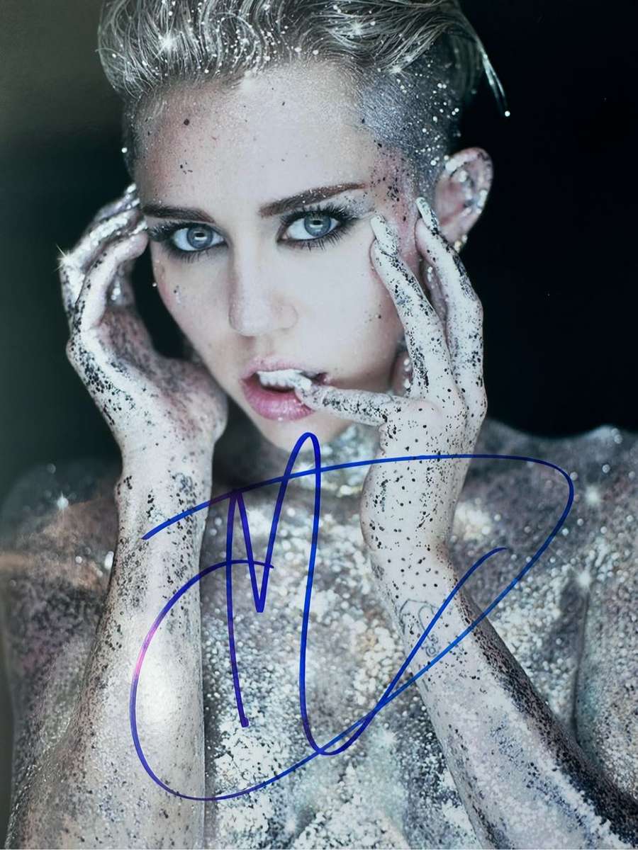 Authentic Autograph - Miley Cyrus - 100% Original