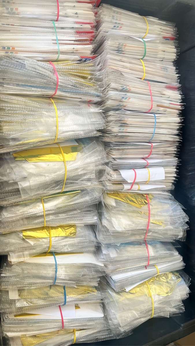 Bulk lot of 2125 foil balloons!!