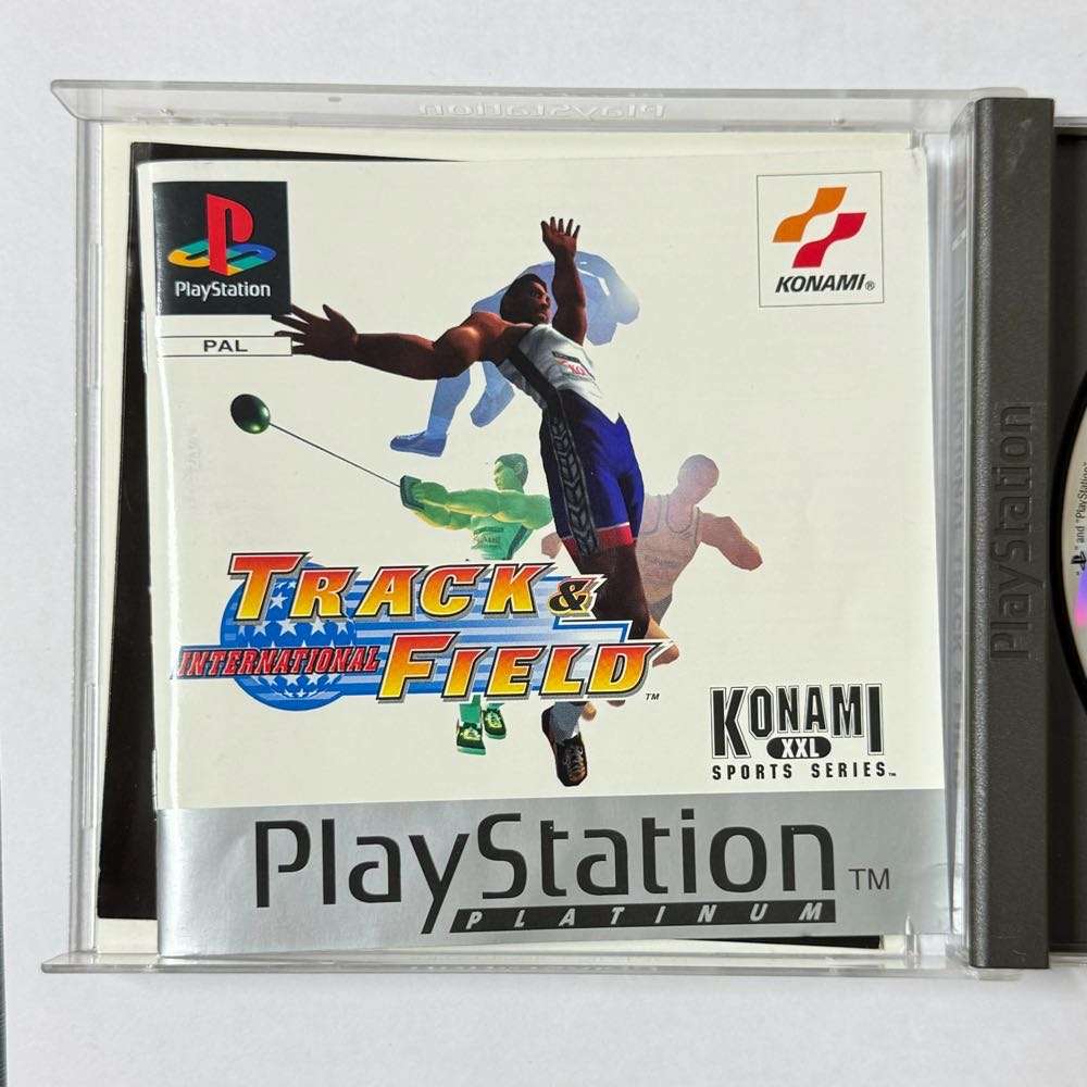 Playstation 1 : Track and field international with owners manual