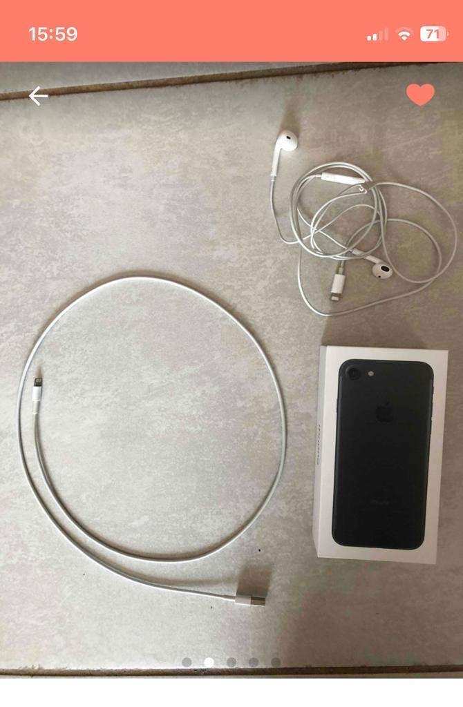 iPhone 7  new screen good condition