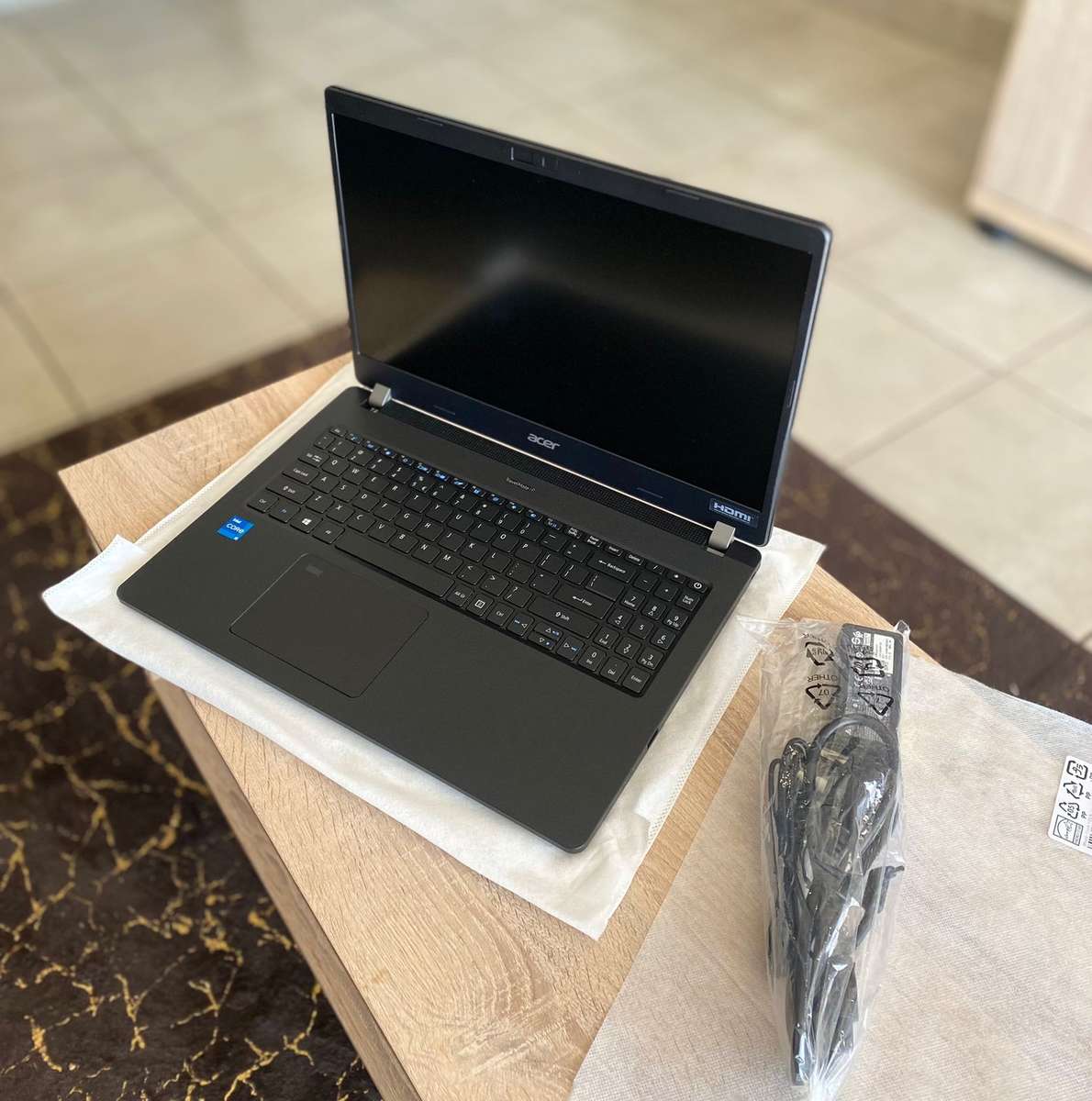 **BARGAIN BUY**AS NEW ACER TRAVELMATE MONSTER 11th GEN i5, 16GB RAM, 512 SSD -GRAB IT@ JUST R6999!!!