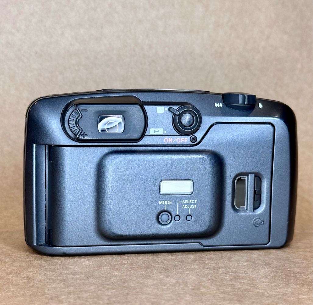 Pentax IQZoom 140 circa 1994