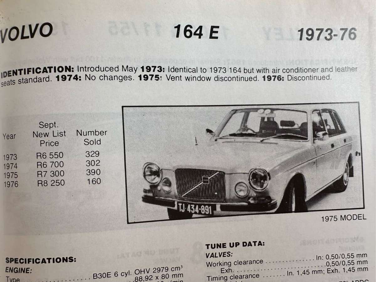 Auto Data Digest 92 / 93 book