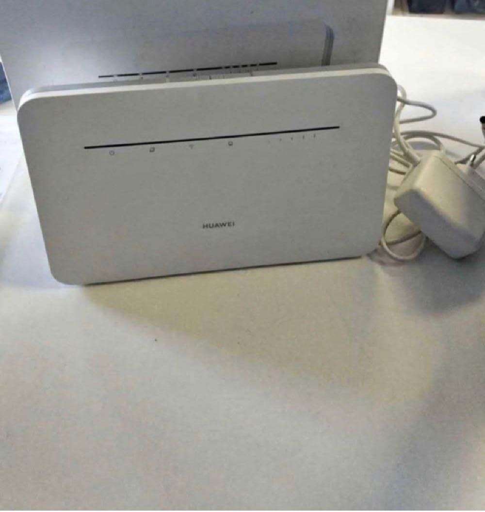 Latest Huawei 4G Router 3 Pro model B535 (It take a SIM CARD) up 64 users