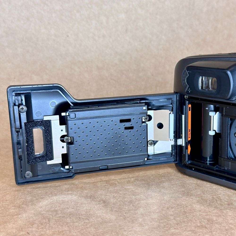 Pentax IQZoom 140 circa 1994