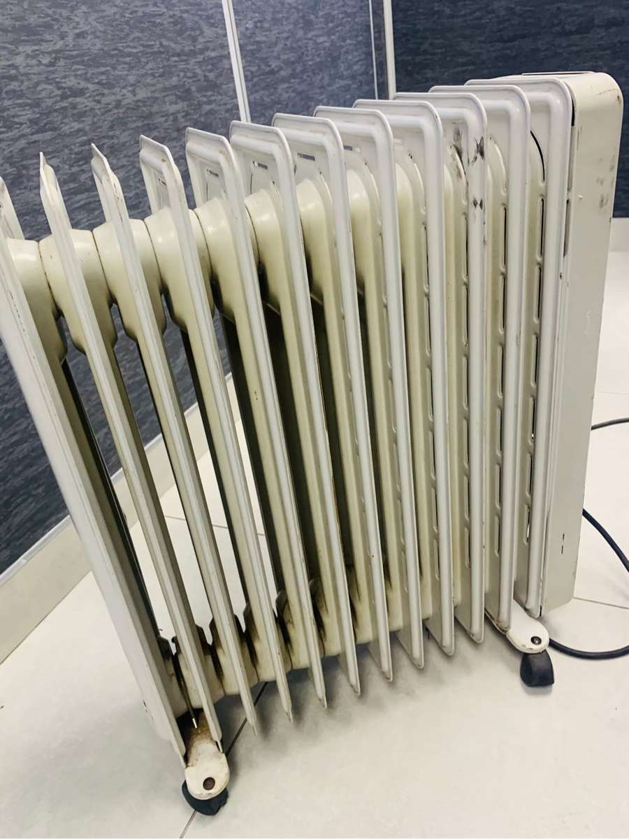 Delonghi  fin oil heater