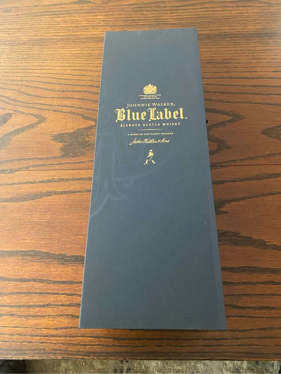 Johnnie Walker Blue Label Whiskey - 750ml