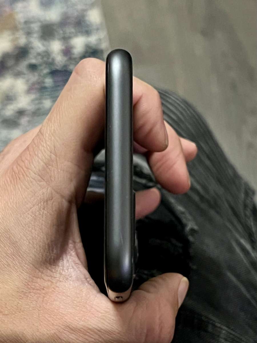 Apple iPhone 11 Please Read