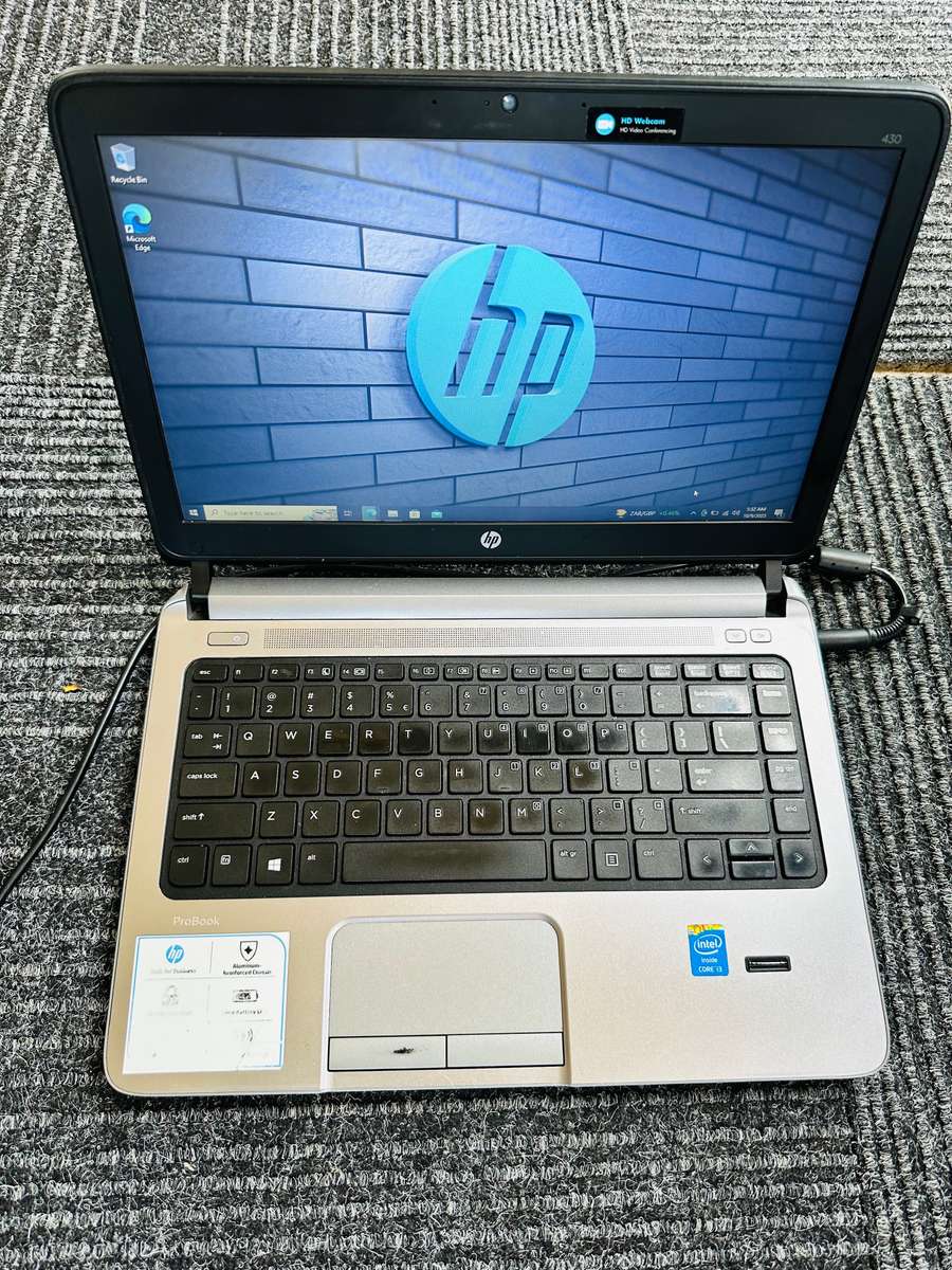 HP ProBook 430 G3 13.3` Intel Core i3 Notebook 4GB Ram 500GB HDD + 65W HP charger